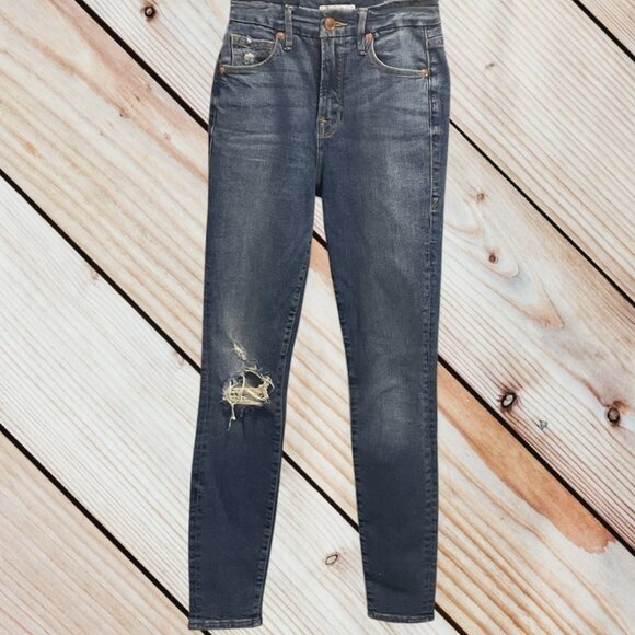 Good American Good Waist Distressed Skinny Jeans - Picture 3 of 9